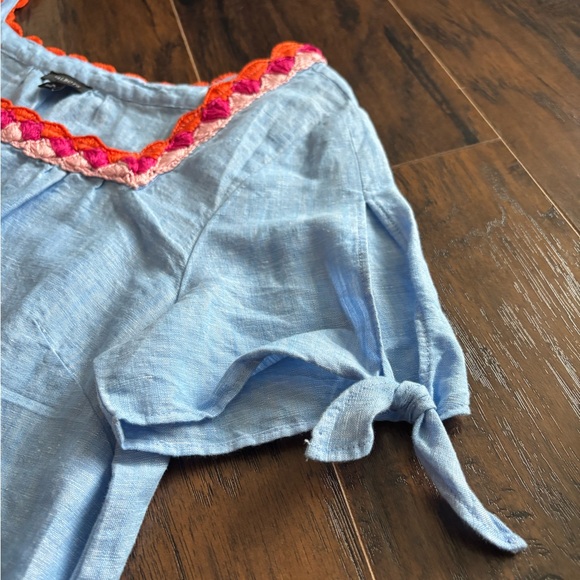 Blouse - Picture 2 of 4